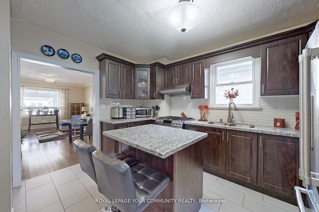 37 Nickle St, House detached with 3 bedrooms, 2 bathrooms and 0 parking in Toronto ON | Image 33