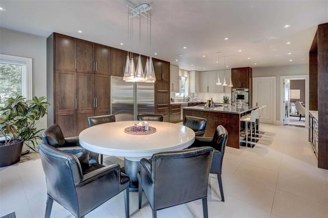 2241 Glatt's Lane, House detached with 4 bedrooms, 5 bathrooms and 7 parking in Mississauga ON | Image 3