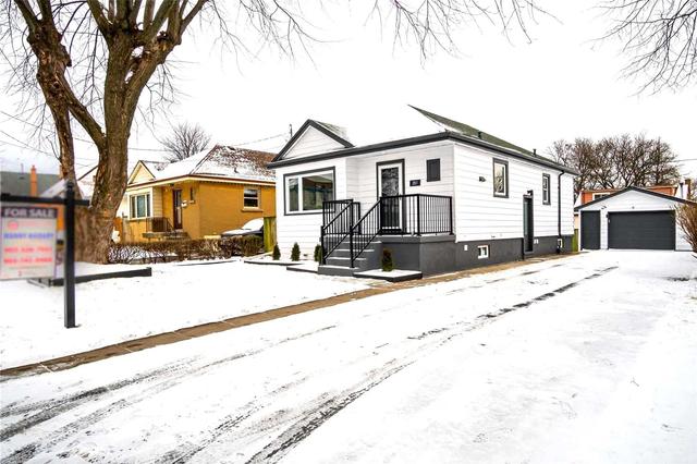 351 East 27th St, House detached with 3 bedrooms, 2 bathrooms and 6 parking in Hamilton ON | Image 31