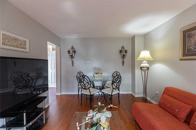 5 Jackson Rd, House semidetached with 4 bedrooms, 2 bathrooms and 6 parking in Brampton ON | Image 3