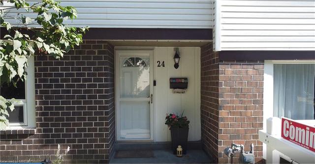 24 Harridine Lane, House attached with 3 bedrooms, 1 bathrooms and 2 parking in Ajax ON | Image 5