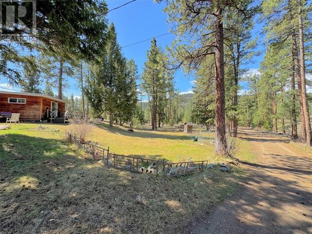 877 Hwy 5a, House other with 3 bedrooms, 1 bathrooms and 2 parking in Okanagan Similkameen H BC | Image 44
