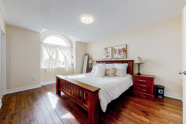 3622 Southwick St, House semidetached with 3 bedrooms, 3 bathrooms and 3 parking in Mississauga ON | Image 15