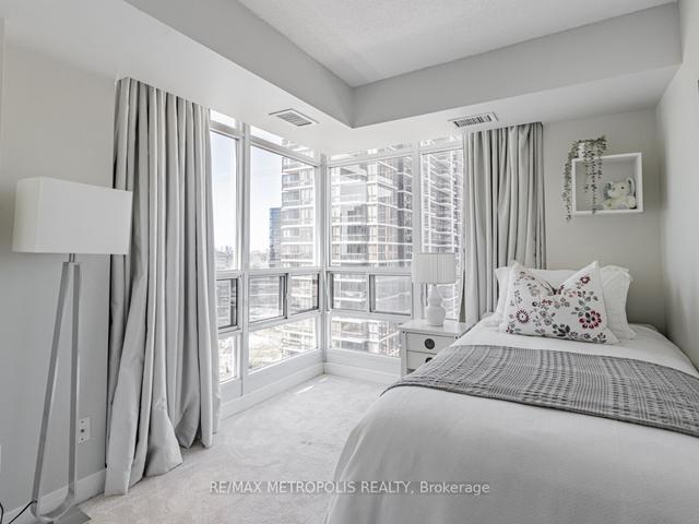1805 - 35 Bales Ave, Condo with 2 bedrooms, 1 bathrooms and 1 parking in Toronto ON | Image 8