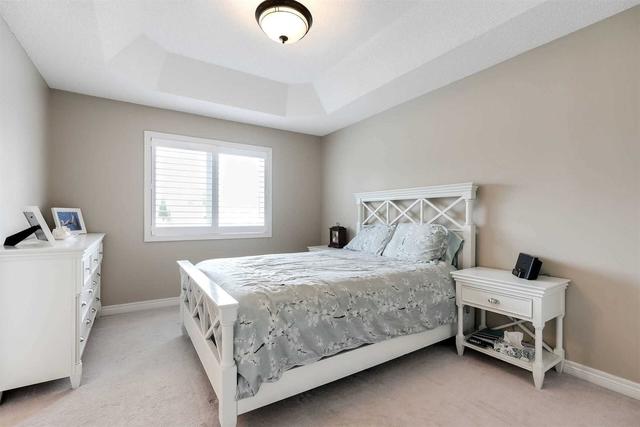 80 Harbourtown Cres, House semidetached with 3 bedrooms, 3 bathrooms and 3 parking in Brampton ON | Image 3