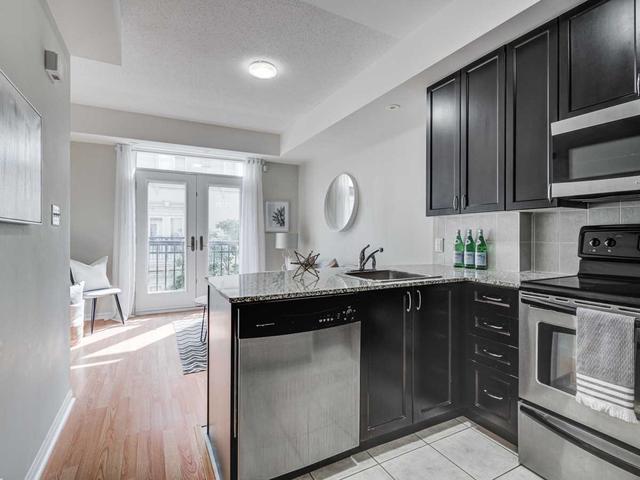 th12 - 88 Carr St, Townhouse with 2 bedrooms, 2 bathrooms and 1 parking in Toronto ON | Image 21