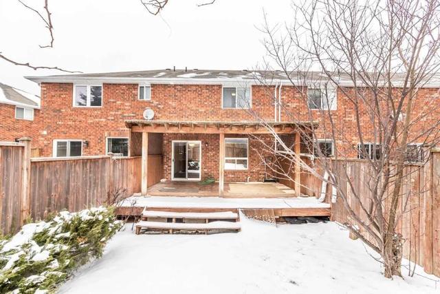 241 Stanley St, House attached with 3 bedrooms, 1 bathrooms and 2 parking in Barrie ON | Image 9