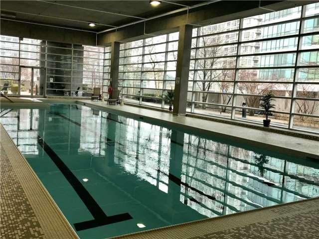 3208 - 81 Navy Wharf Crt, Condo with 2 bedrooms, 2 bathrooms and 1 parking in Toronto ON | Image 11