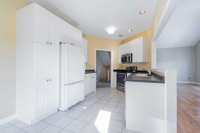 215 Waterbury Cres, House detached with 2 bedrooms, 4 bathrooms and 3 parking in Scugog ON | Image 7
