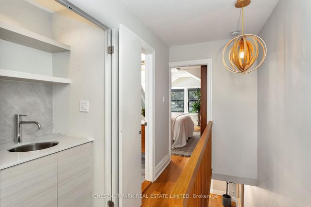 428 Montrose Ave, House semidetached with 3 bedrooms, 3 bathrooms and 0 parking in Toronto ON | Image 20