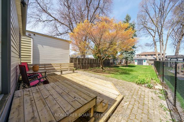 151 Strachan St E, House detached with 2 bedrooms, 1 bathrooms and 1 parking in Hamilton ON | Image 25