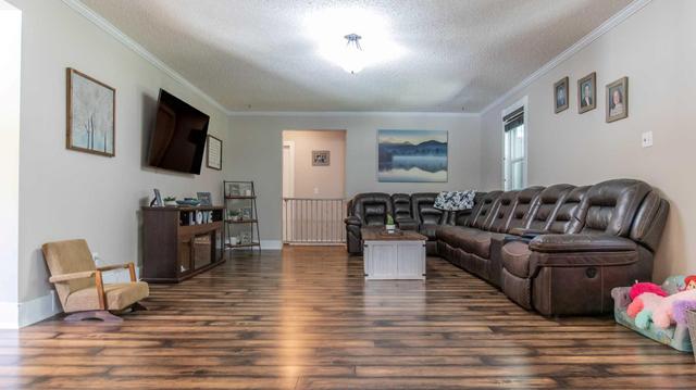32 Evergreen Park Close W, House detached with 6 bedrooms, 4 bathrooms and 4 parking in Brooks AB | Image 11