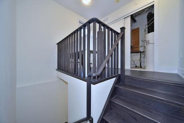 8 - 52 Holmes Ave, Townhouse with 2 bedrooms, 2 bathrooms and 2 parking in Toronto ON | Image 8
