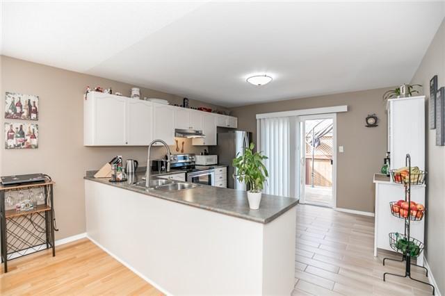 45 Majesty Blvd, House detached with 2 bedrooms, 3 bathrooms and 4 parking in Barrie ON | Image 6