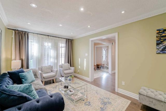 2592 Innisfil Rd, House detached with 4 bedrooms, 4 bathrooms and 4 parking in Mississauga ON | Image 28