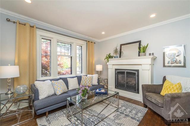 29 Fulton Avenue, House detached with 3 bedrooms, 4 bathrooms and 3 parking in Ottawa ON | Image 4