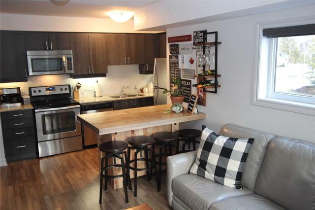 101 - 2 Anchorage Cres, Condo with 2 bedrooms, 2 bathrooms and 1 parking in Collingwood ON | Image 17