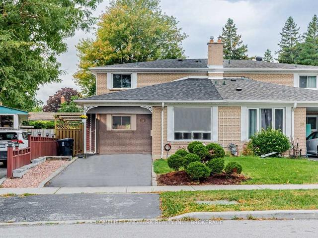26 Cairnside Cres, House semidetached with 4 bedrooms, 2 bathrooms and 2 parking in Toronto ON | Image 1