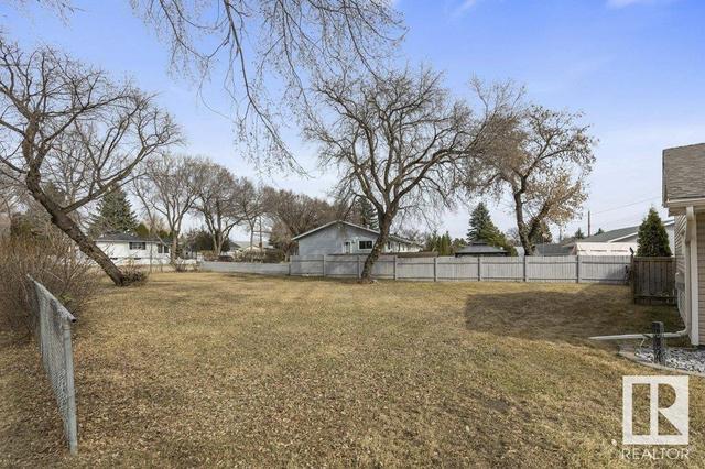 36 St Vital Av, House detached with 4 bedrooms, 2 bathrooms and 4 parking in St. Albert AB | Image 29