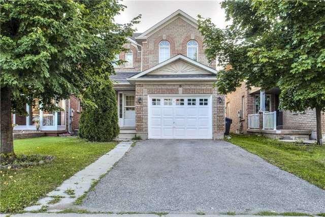 8 Twin Pines Cres, House detached with 3 bedrooms, 4 bathrooms and 3 parking in Brampton ON | Image 1