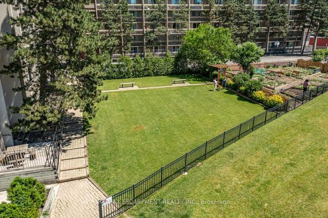 137 - 350 Quigley Rd, Condo with 3 bedrooms, 1 bathrooms and 1 parking in Hamilton ON | Image 25
