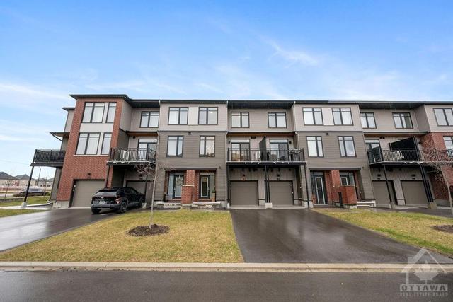 182 Visor Private, Townhouse with 2 bedrooms, 3 bathrooms and 3 parking in Ottawa ON | Image 1