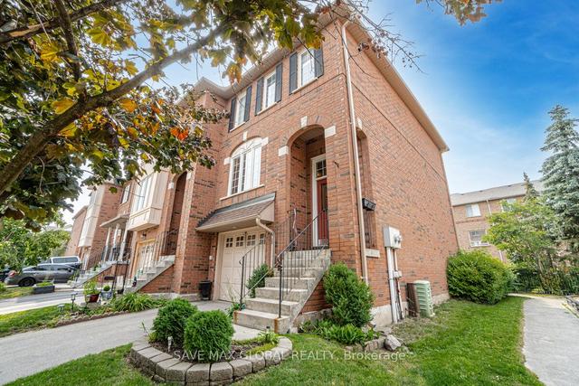 28 - 2 Clay Brick Crt, Townhouse with 3 bedrooms, 2 bathrooms and 2 parking in Brampton ON | Image 23