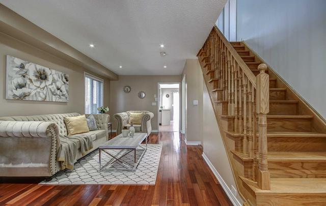 32 Saddleback Sq, House semidetached with 3 bedrooms, 3 bathrooms and 3 parking in Brampton ON | Image 12