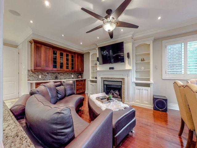 857 6th St, House detached with 4 bedrooms, 5 bathrooms and 4 parking in Mississauga ON | Image 9