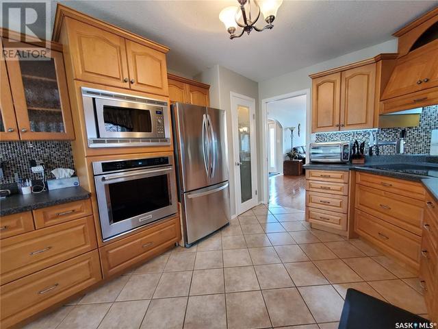 473 3rd Avenue Nw, House detached with 4 bedrooms, 3 bathrooms and null parking in Swift Current SK | Image 14