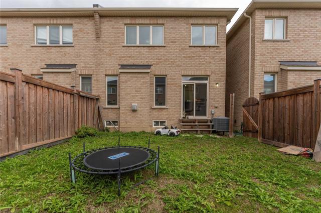 15 Trentonian St, House attached with 4 bedrooms, 3 bathrooms and 3 parking in Brampton ON | Image 30
