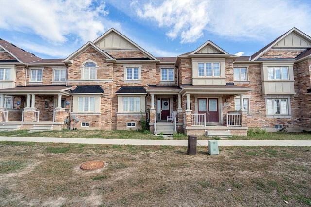 3217 Neyagawa Blvd, House attached with 3 bedrooms, 3 bathrooms and 2 parking in Oakville ON | Image 1