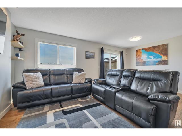 7133 Cardinal Wy Sw, House semidetached with 3 bedrooms, 2 bathrooms and null parking in Edmonton AB | Image 17