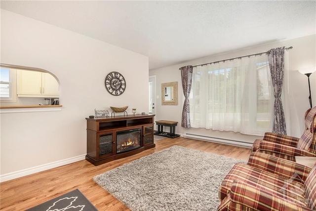 51 Bertha Street, Home with 3 bedrooms, 1 bathrooms and 4 parking in Champlain ON | Image 10