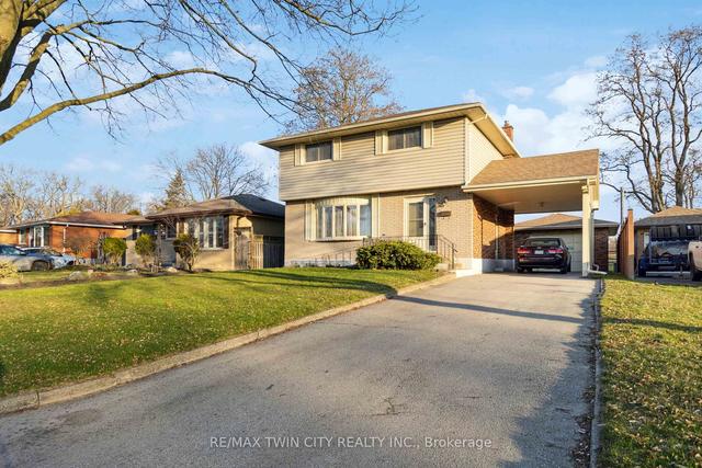 33 Allanton Blvd, House detached with 4 bedrooms, 2 bathrooms and 4 parking in Brantford ON | Image 1