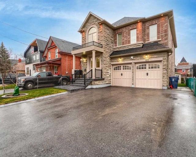 127 John St, House detached with 4 bedrooms, 5 bathrooms and 4 parking in Toronto ON | Card Image
