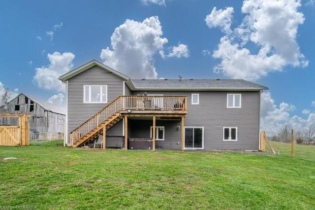 4749 Snider Road, House detached with 3 bedrooms, 1 bathrooms and 11 parking in South Frontenac ON | Image 28