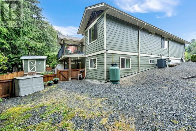 400 Winter Dr, House detached with 4 bedrooms, 3 bathrooms and 4 parking in Lake Cowichan BC | Image 33