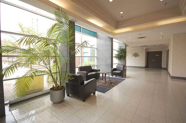 1412 - 265 Enfield Pl, Condo with 2 bedrooms, 2 bathrooms and 1 parking in Mississauga ON | Image 26