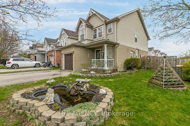 99 Mcmeeken Dr, House detached with 4 bedrooms, 3 bathrooms and 3 parking in Cambridge ON | Image 1