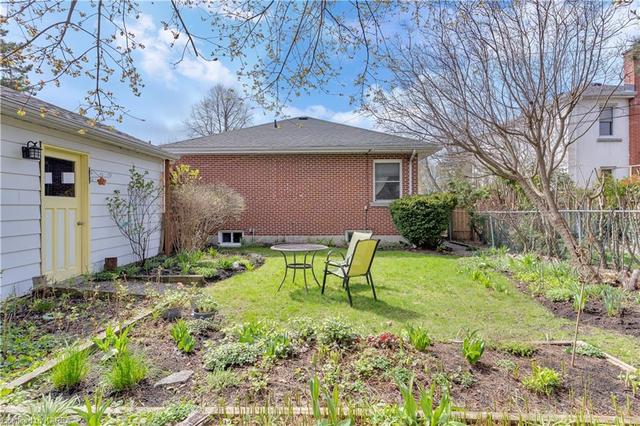159 Carruthers Avenue, House detached with 3 bedrooms, 1 bathrooms and 3 parking in Kingston ON | Image 19
