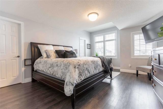62 Walker Way, Townhouse with 3 bedrooms, 4 bathrooms and 4 parking in Guelph ON | Image 9