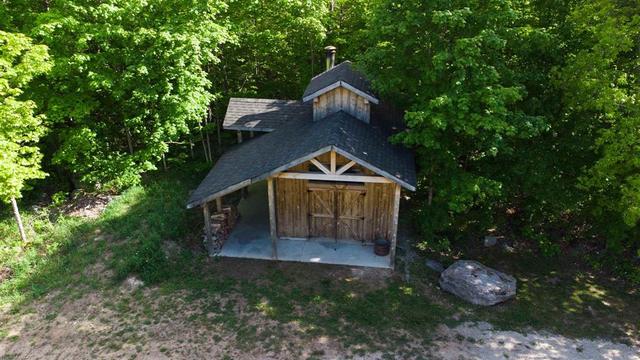 289 Henderson Road, Home with 4 bedrooms, 2 bathrooms and 10 parking in Greater Napanee ON | Image 43
