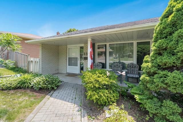 233 Rose St, House detached with 4 bedrooms, 2 bathrooms and 4 parking in Barrie ON | Image 23