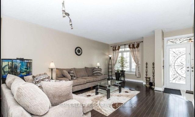 86 Naperton Dr N, House attached with 3 bedrooms, 4 bathrooms and 4 parking in Brampton ON | Image 18