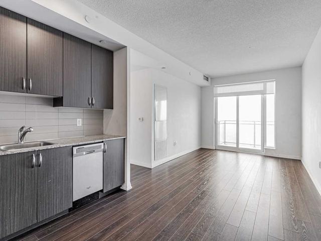 3011 - 55 Ann O'reilly Rd, Condo with 2 bedrooms, 2 bathrooms and 1 parking in Toronto ON | Image 12