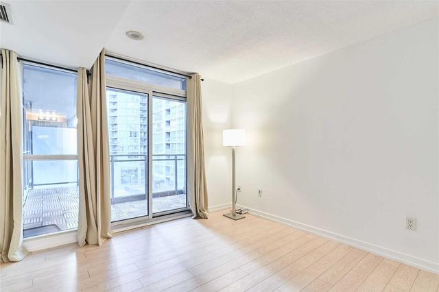 622 - 10 Capreol Crt, Condo with 2 bedrooms, 2 bathrooms and 1 parking in Toronto ON | Image 26