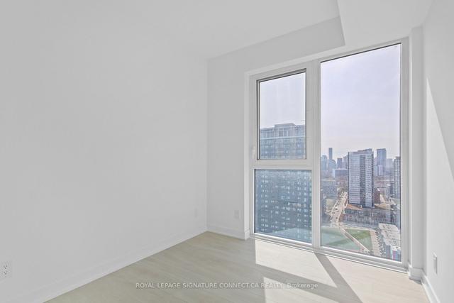 2505 - 5 Defries St, Condo with 3 bedrooms, 2 bathrooms and 1 parking in Toronto ON | Image 7