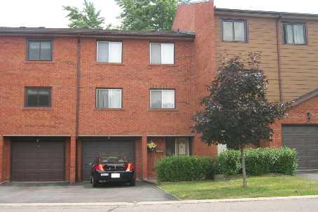 02 - 4156 Fieldgate Dr, Townhouse with 3 bedrooms, 3 bathrooms and 2 parking in Mississauga ON | Image 1