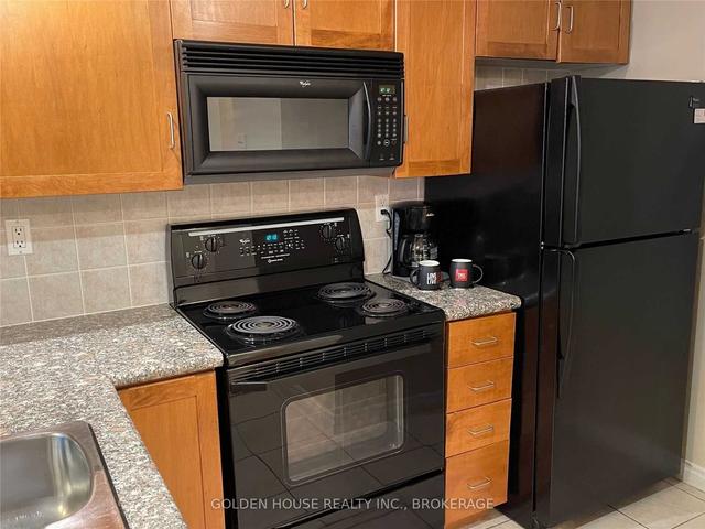 718 - 270 Wellington St W, Condo with 1 bedrooms, 1 bathrooms and 1 parking in Toronto ON | Image 17